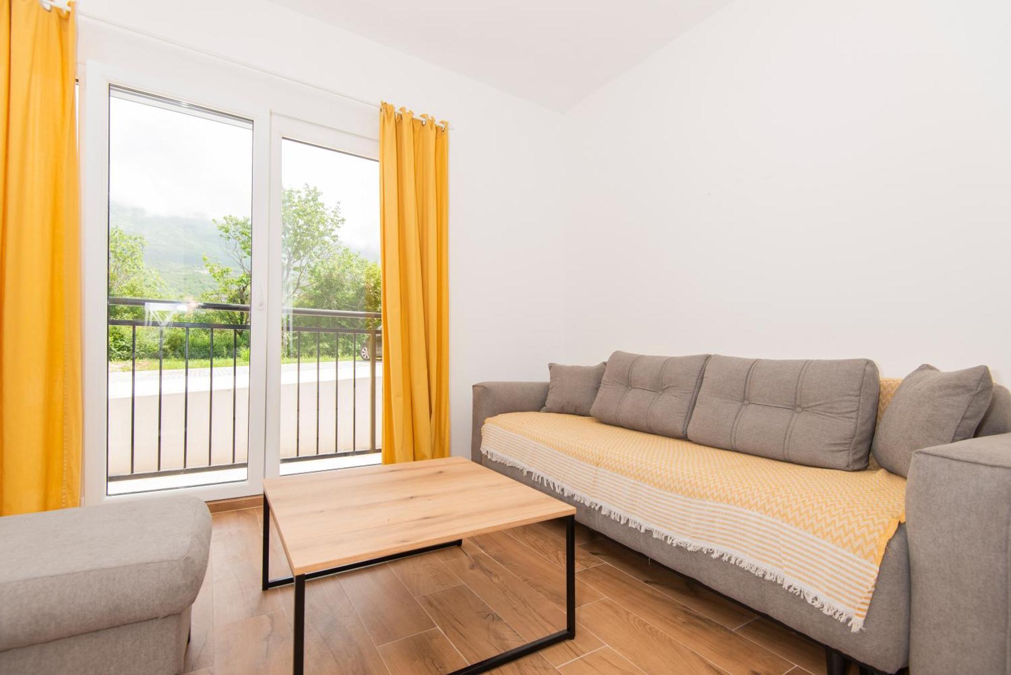Al Mare Apartments Kotor Bagian luar foto