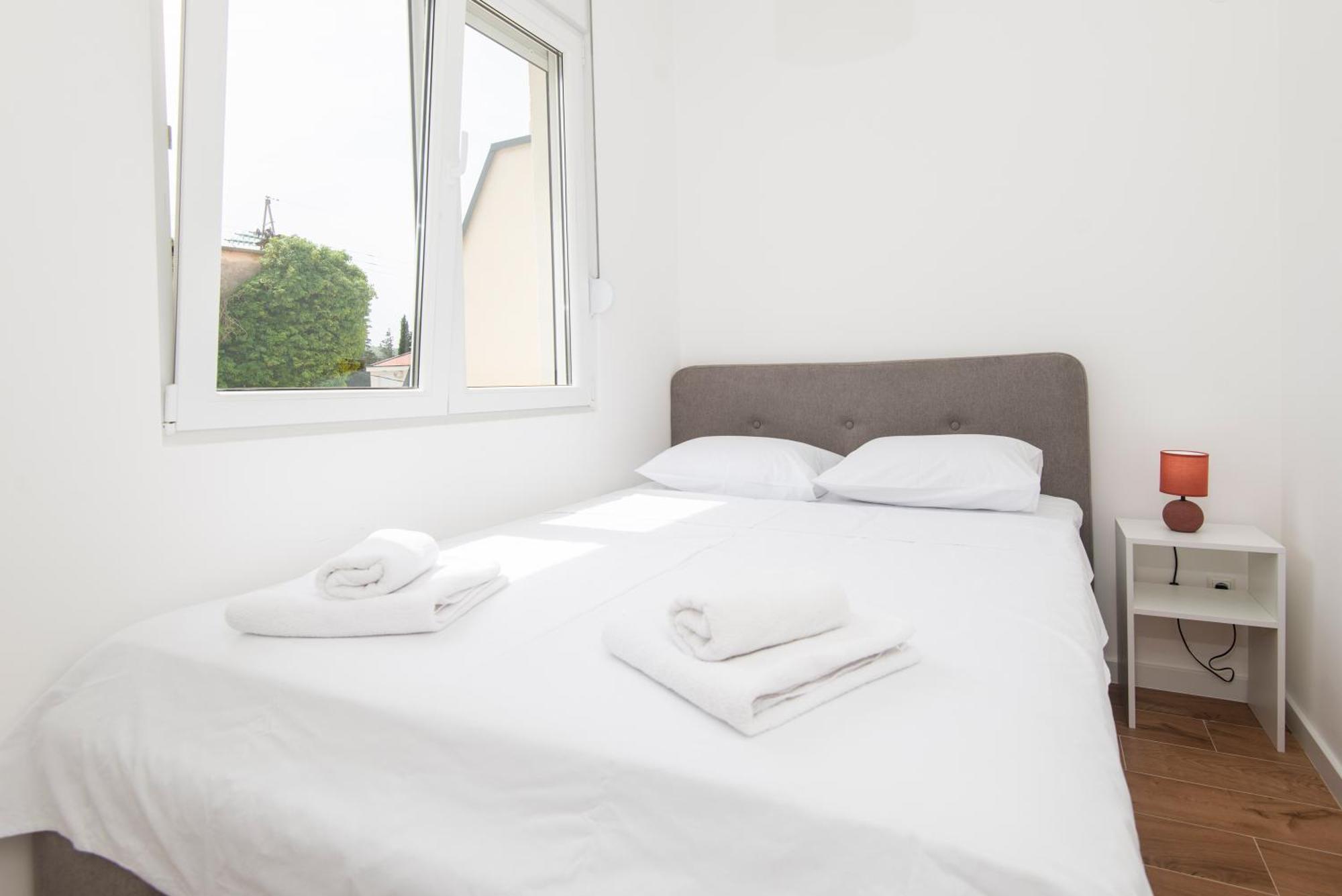 Al Mare Apartments Kotor Bagian luar foto
