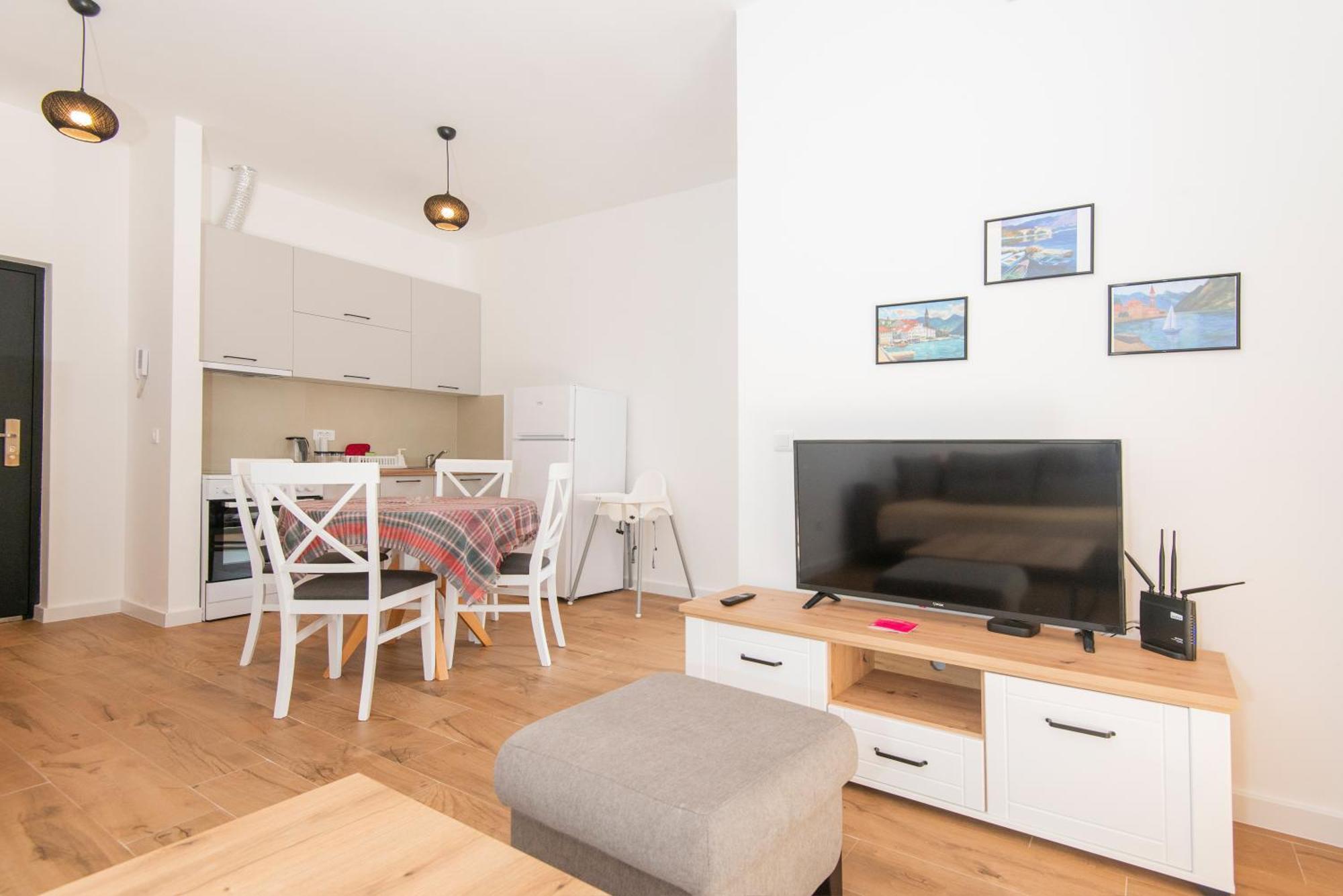 Al Mare Apartments Kotor Bagian luar foto